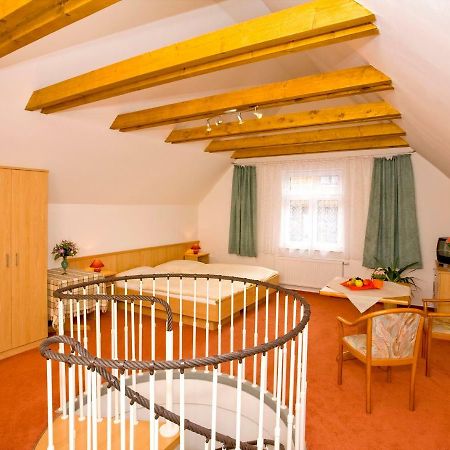 Appartment Haus Sandra Варен Экстерьер фото